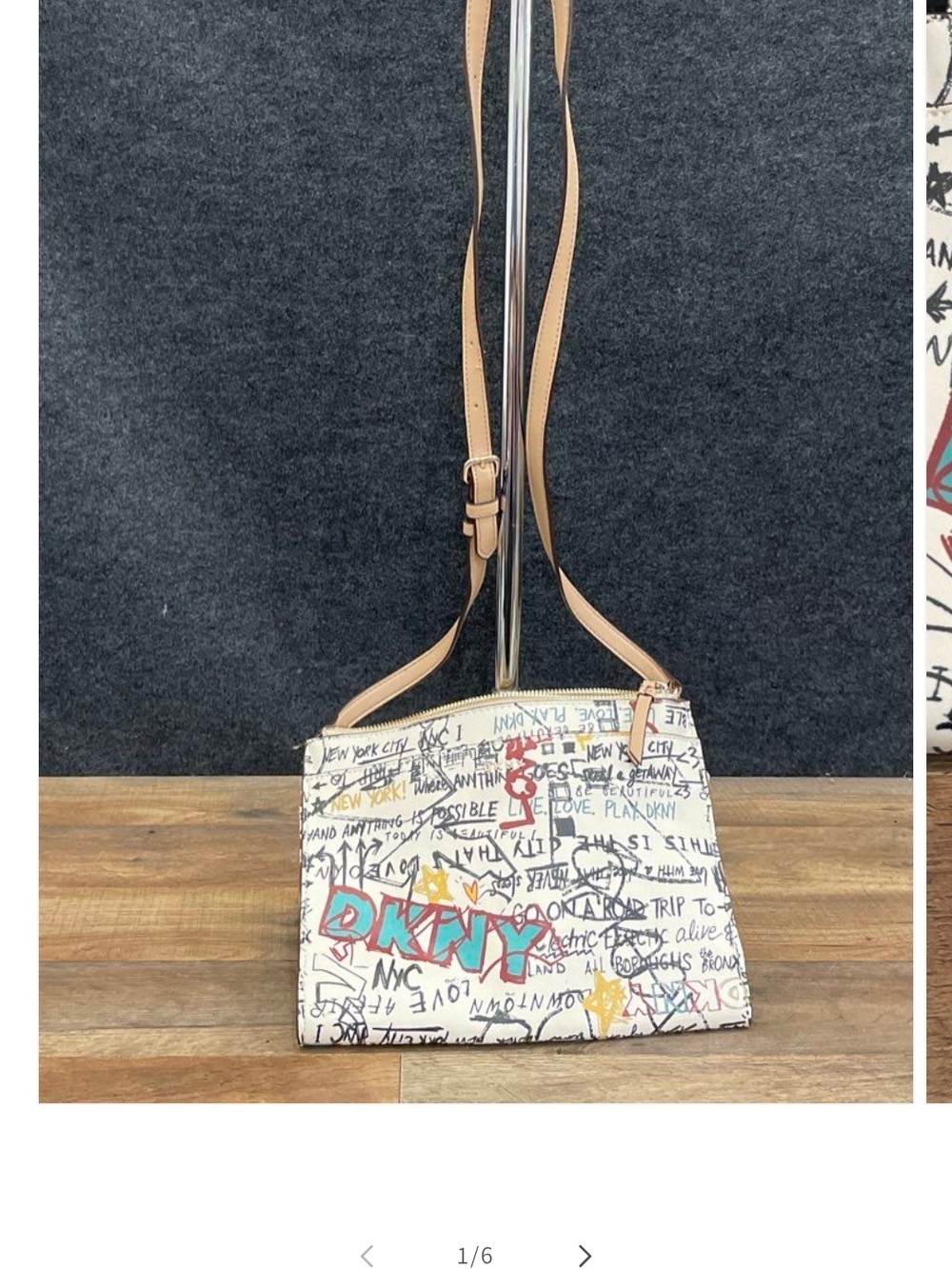 DKNY Bryant Park
NYC Graffiti Print Crossbody Bag
Medium